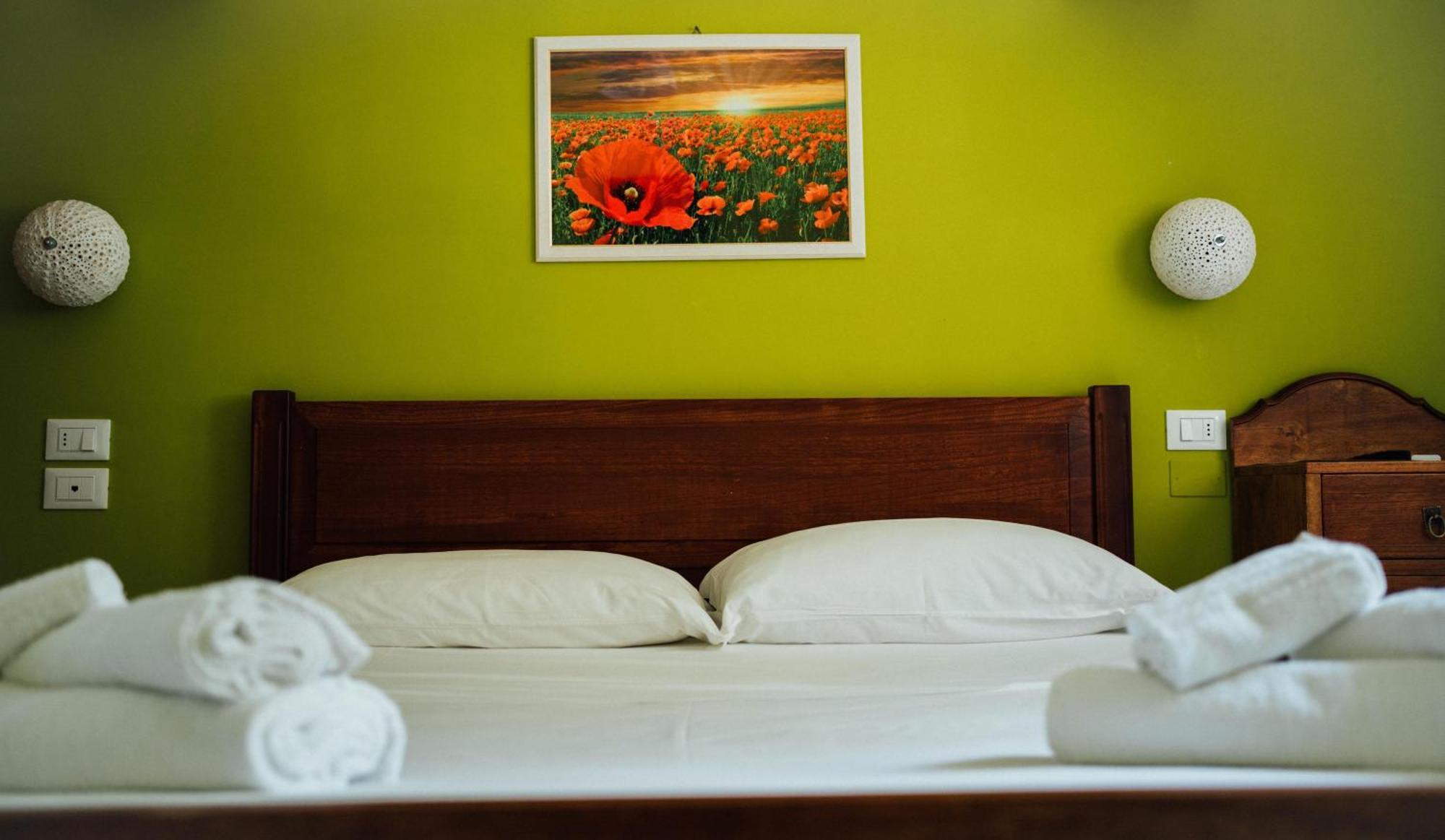 Bed and Breakfast Casa Mita Pulsano Esterno foto